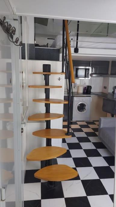Duplex Notre-Dame De Paris Apartment Bagian luar foto