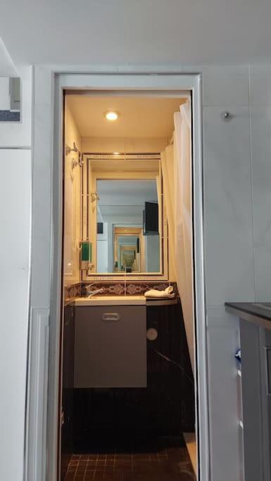 Duplex Notre-Dame De Paris Apartment Bagian luar foto