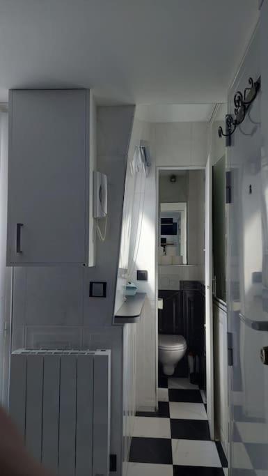 Duplex Notre-Dame De Paris Apartment Bagian luar foto