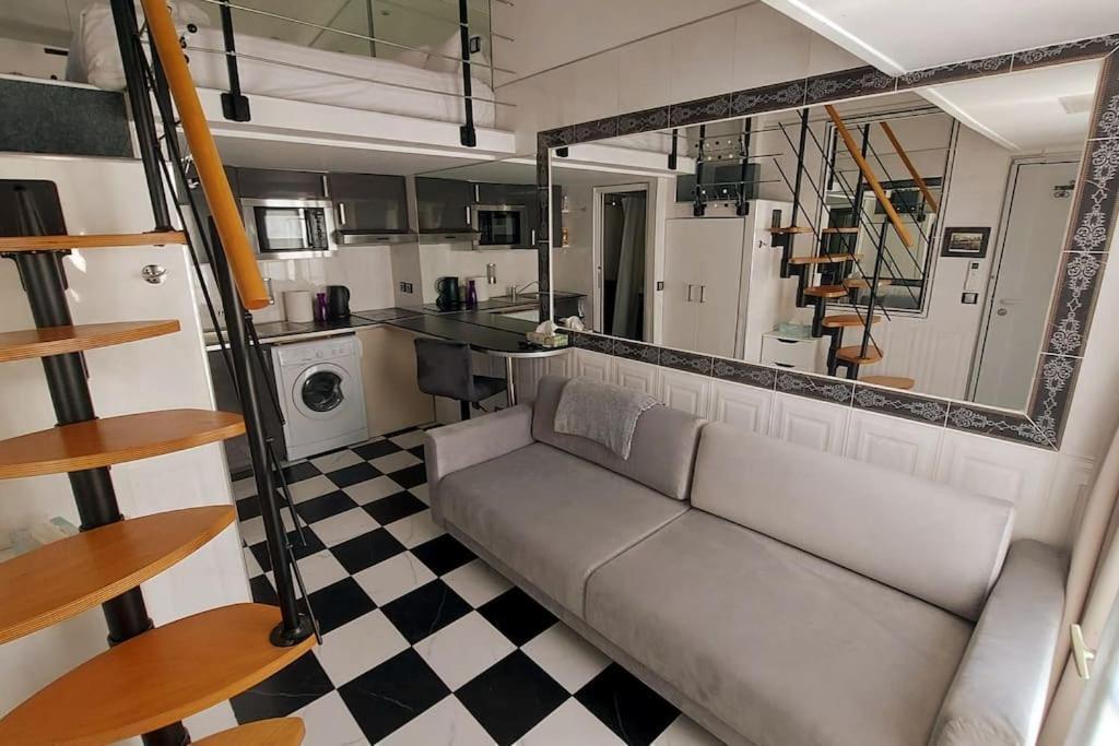 Duplex Notre-Dame De Paris Apartment Bagian luar foto